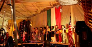 Mariachi Femenil Nuevo Tecalitlan on stage
